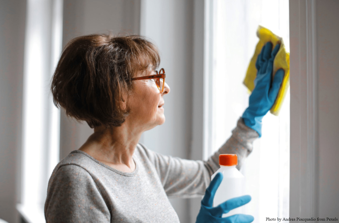 Professional Maid Services: Pros and Cons That You Should Consider