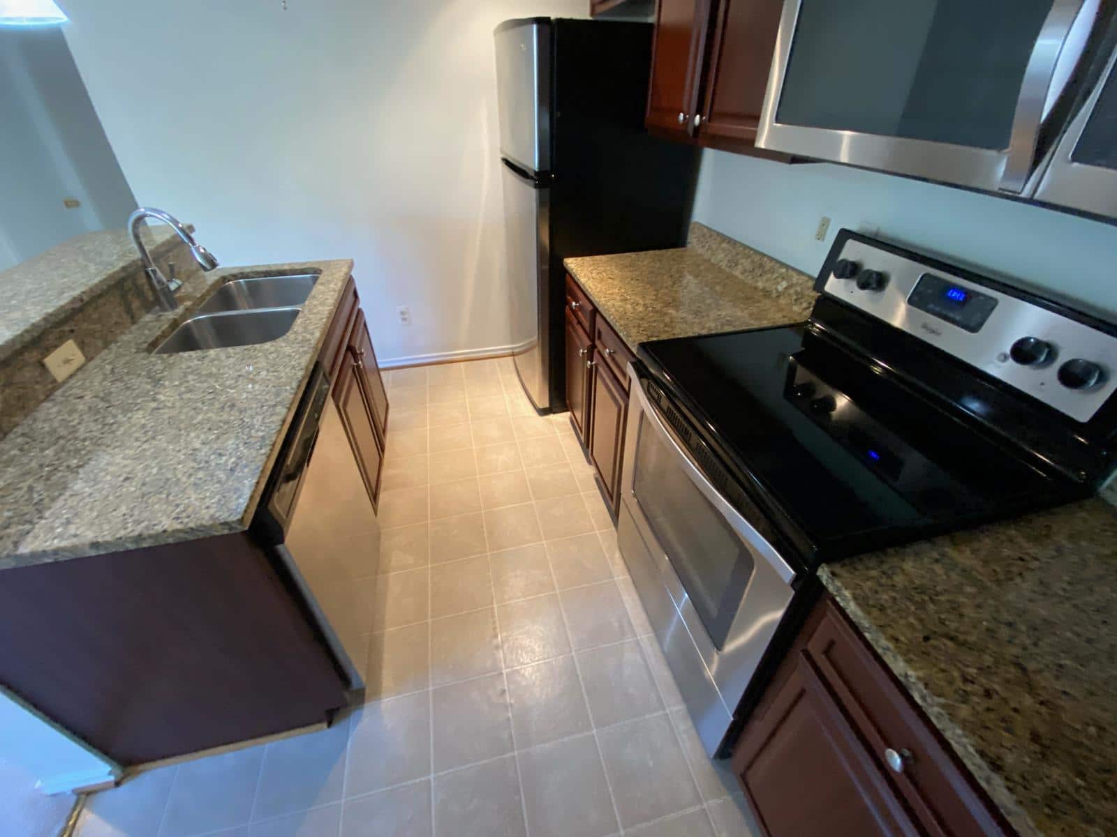 How to Clean Tile Floors : A Step by Step Guide For Your Home