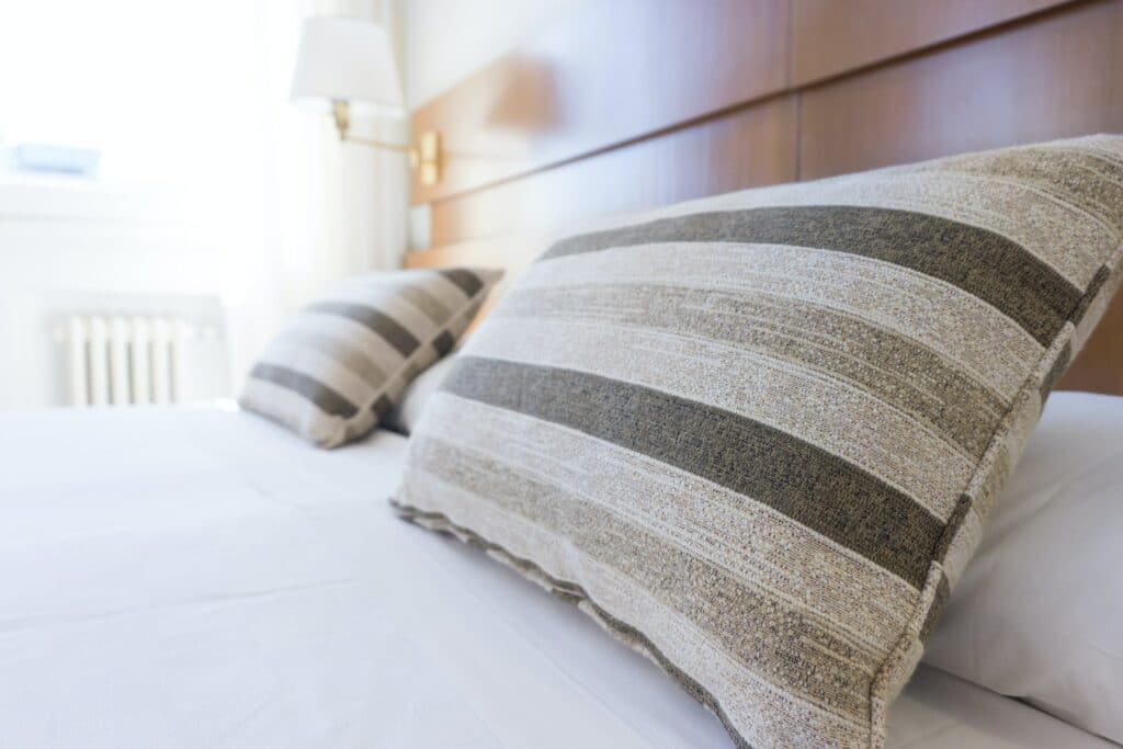 bedroom cleaning