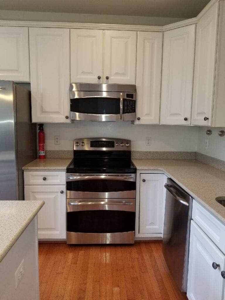 Cleaned kitchen style
